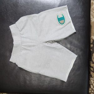 New never worn Champion kids chill jogging shorts with longer inseam